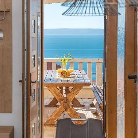 Apartment J&j Makarska